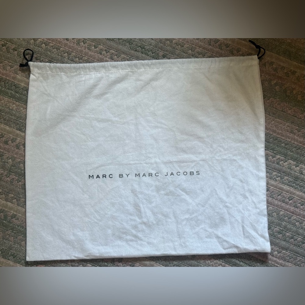 MARC by MARC JACOBS Dust Storage Bag White Soft Flannel Drawstring 23x20” Large